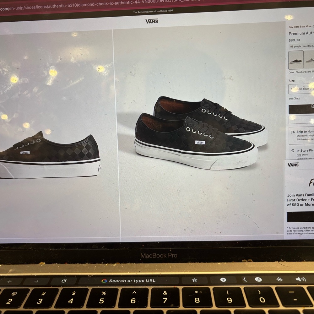 Vans Men's Black and White Checkered Sneakers